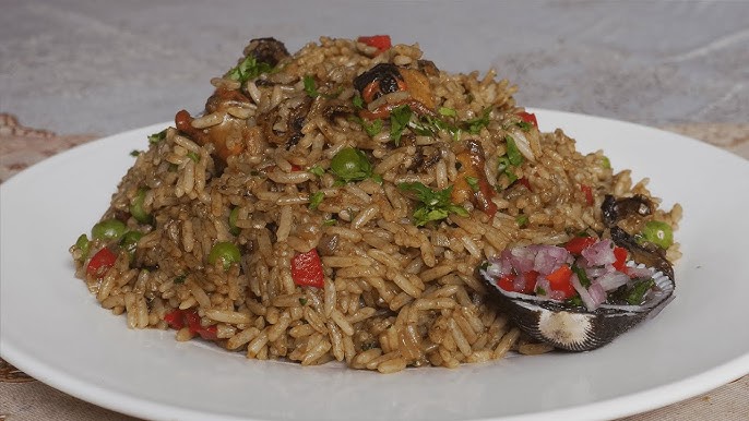 Arroz con Conchas Negras